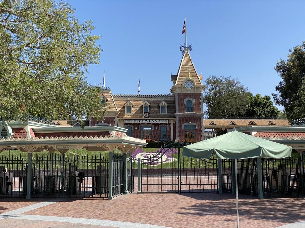 City of Anaheim Asks California Governor To Let Disneyland Reopen Due