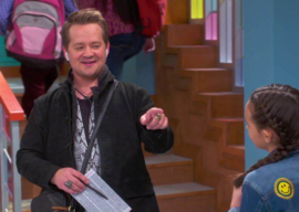 "Hannah Montana" Star Jason Earles to Guest Star on Parody Episode of "Just Roll With It"