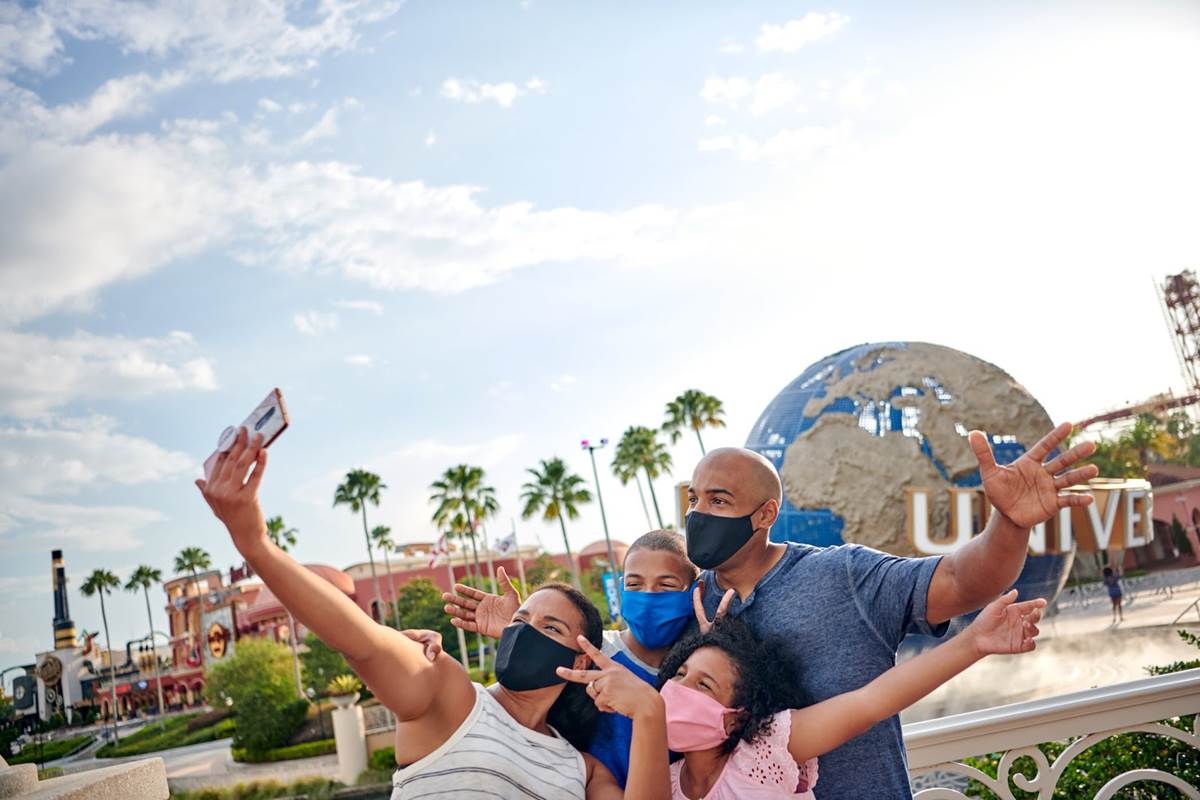 Universal Orlando Resort Reveals Special Black Friday Vacation Package
