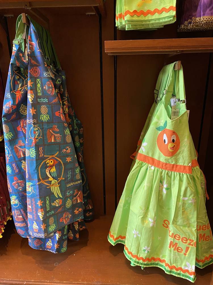 PHOTOS: NEW Aprons and Kitchen Towels Themed to Enchanted Tiki Room, Orange  Bird, The Three Caballeros, and More Arrive at Disney Parks - WDW News Today
