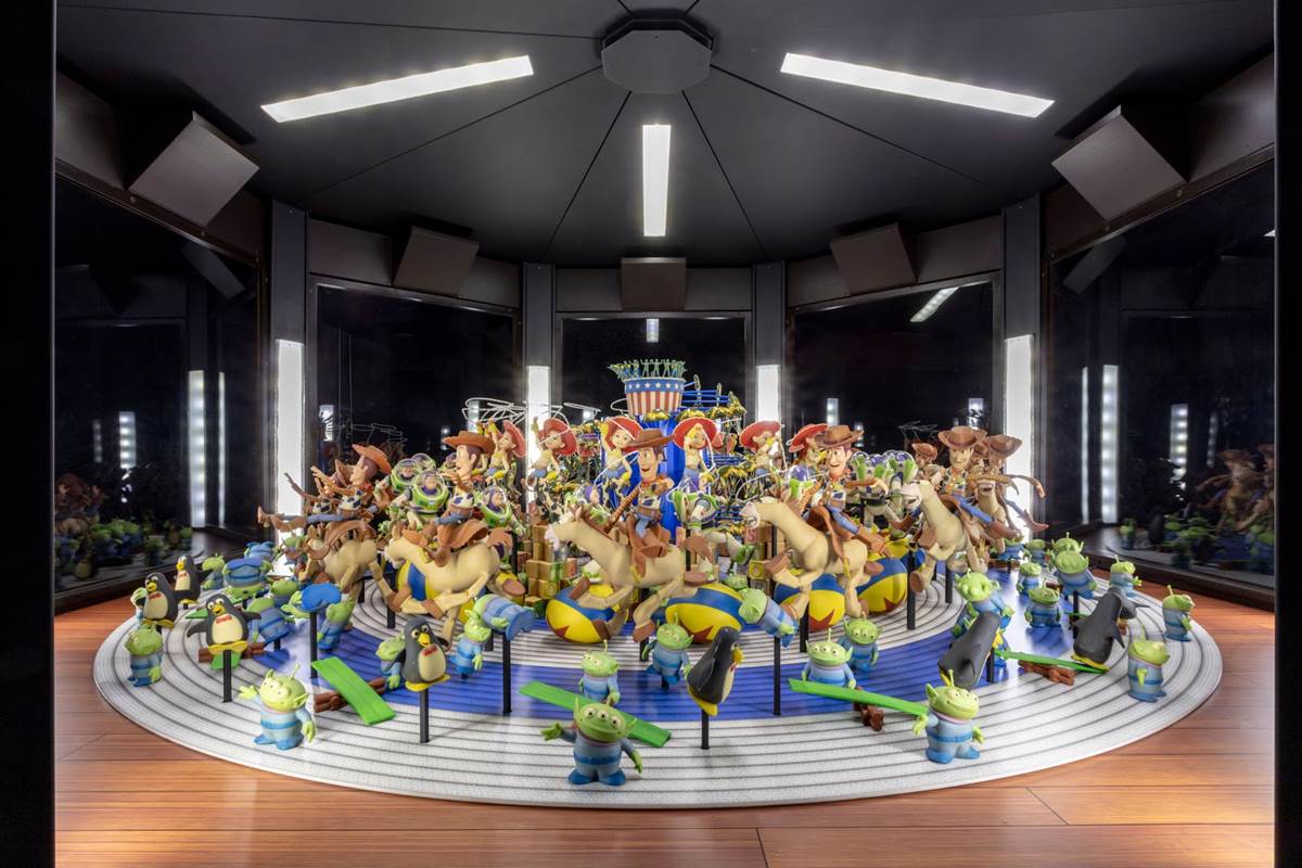 Toy Story 3D Zoetrope fully installed at the Academy Museum of Motion Pictures in Los Angeles. Academy Museum of Motion Pictures. Photo by Joshua White,
JWPictures/©Academy Museum Foundation
