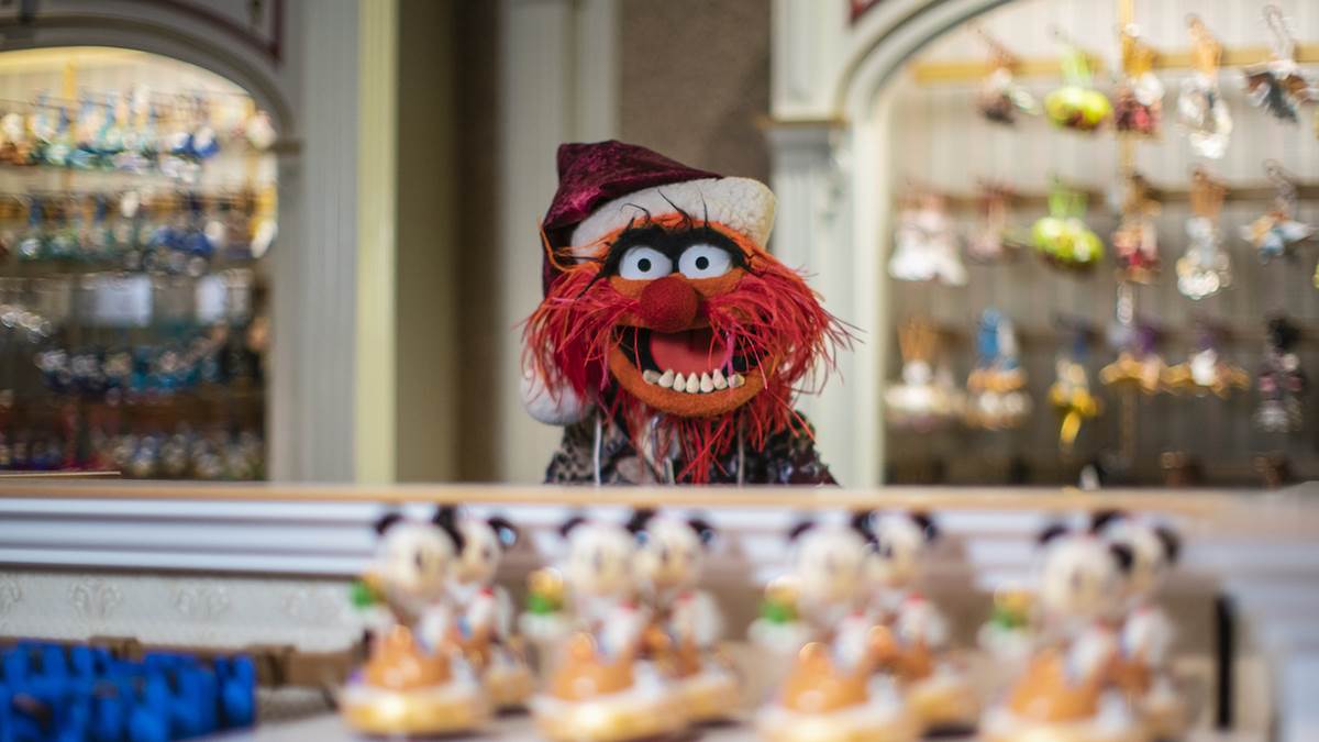 Animal From "The Muppets" Shops for Holiday Merchandise in New Video