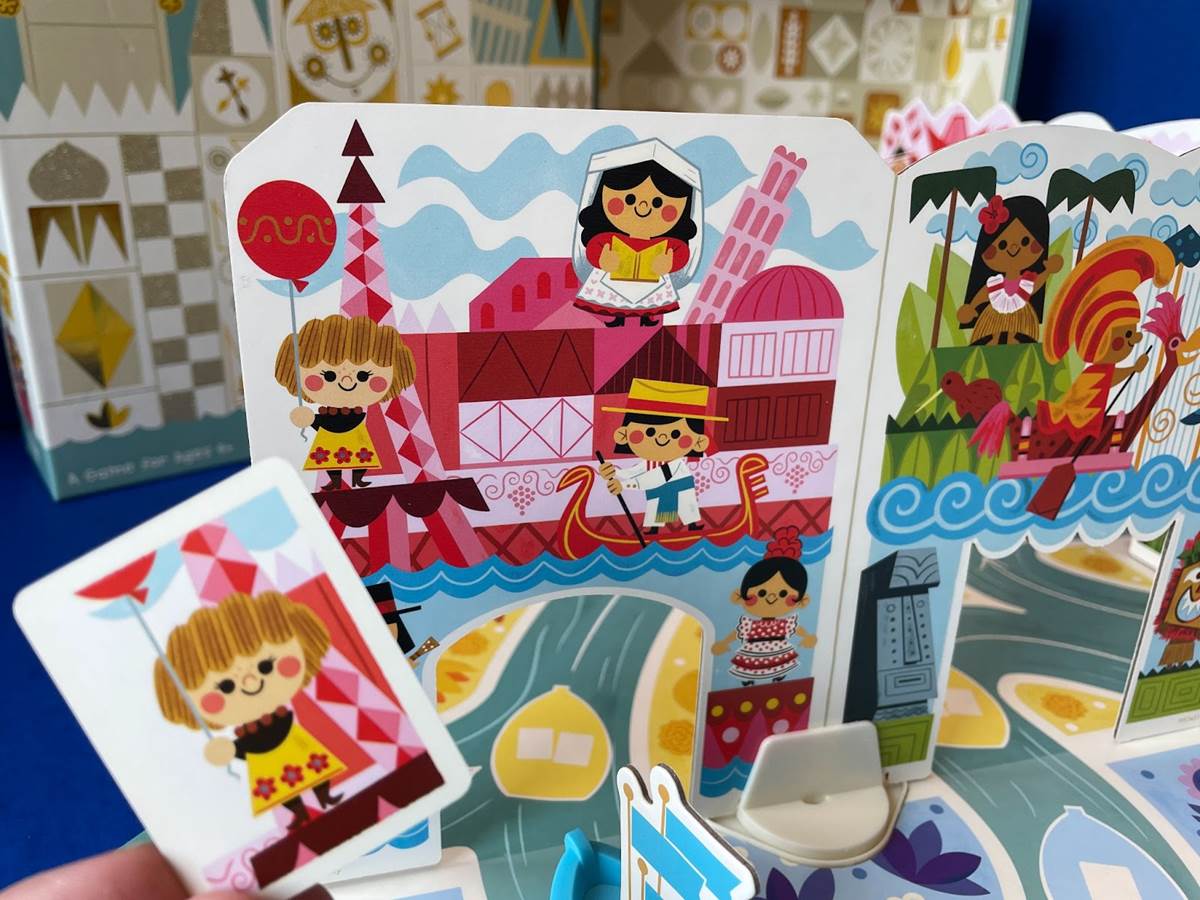 Board Game Review "it's a small world" from Funko Games
