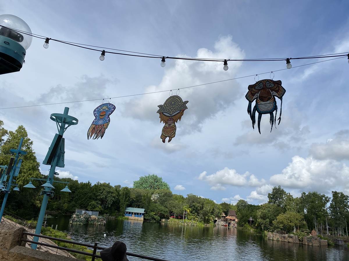 Character Kites and Banners Appear in Discovery River Theater Ahead of