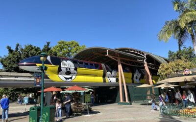 Disneyland Monorail Reopens, Offers View of Finding Nemo Submarine Lagoon Progress