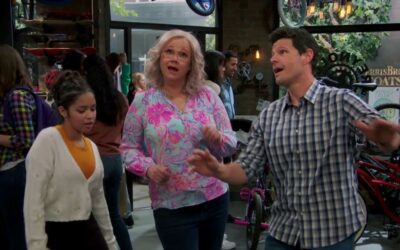 TV Recap: Sydney to the Max - "Jingled Out" and "Honey, You Shrunk the Fit"