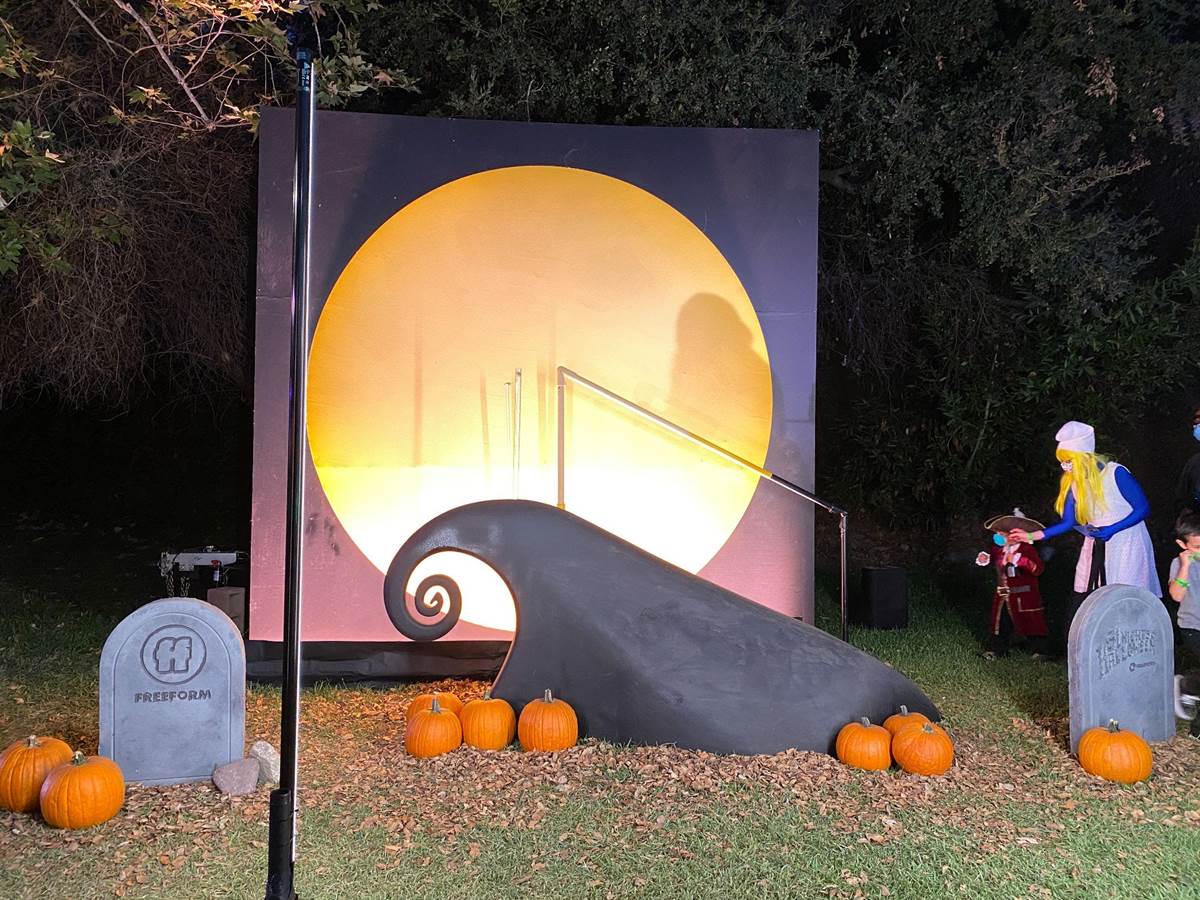 Video/Photos Freeform Halloween Road Returns to Los Angeles with Trick