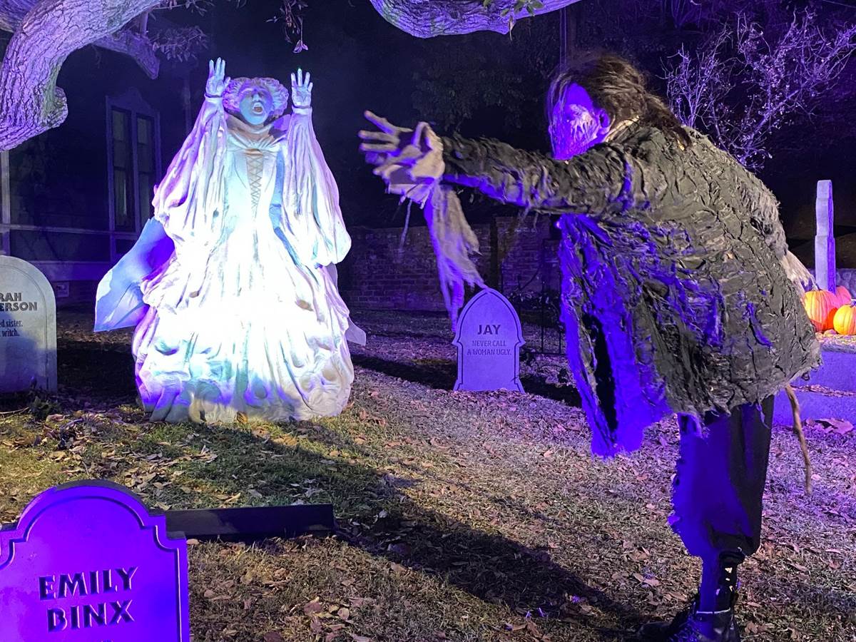 Video/Photos Freeform Halloween Road Returns to Los Angeles with Trick