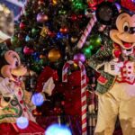 Video: Mickey’s Once Upon a Christmastime Parade Returns to the Magic Kingdom