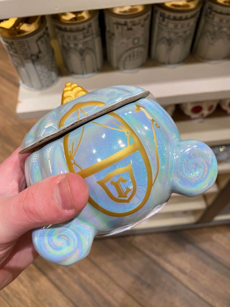 Photos New Themed Candles Now Available at the Disneyland Resort