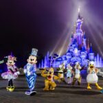 Guests Officially No Longer Have to Social Distance with Characters at Disneyland Paris