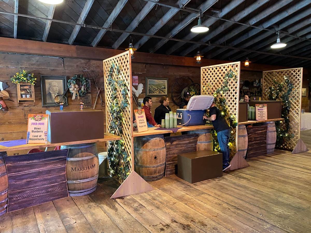 Photos/Video Boysenberry Festival Returns to Knott's Berry Farm for