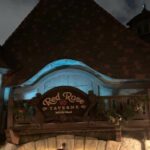 Red Rose Taverne at Disneyland Serving Breakfast Again