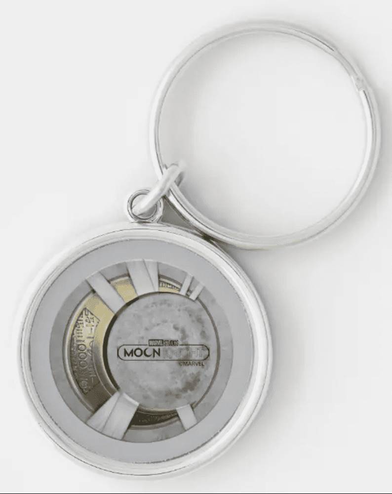 Moon Knight keychain / shop it ,[object Object]