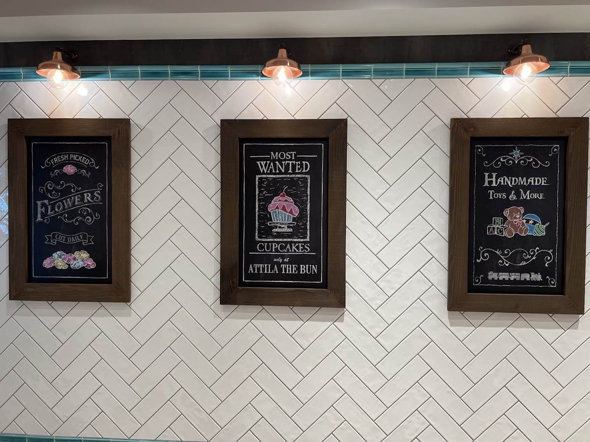 Photos Perusing the Culinary Offerings at Marceline Market Aboard the