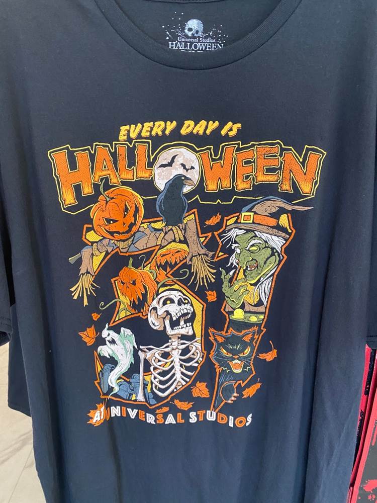 Photos: New Halloween Horror Nights Merchandise Hits Universal Orlando ...
