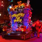Video: Frightfully Fun Parade Returns to Oogie Boogie Bash