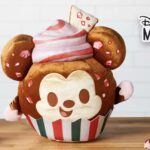Sugar & Spice...New Holiday Disney Munchlings Bring Seasonal Fun the Line of Cuddly Plush Treats