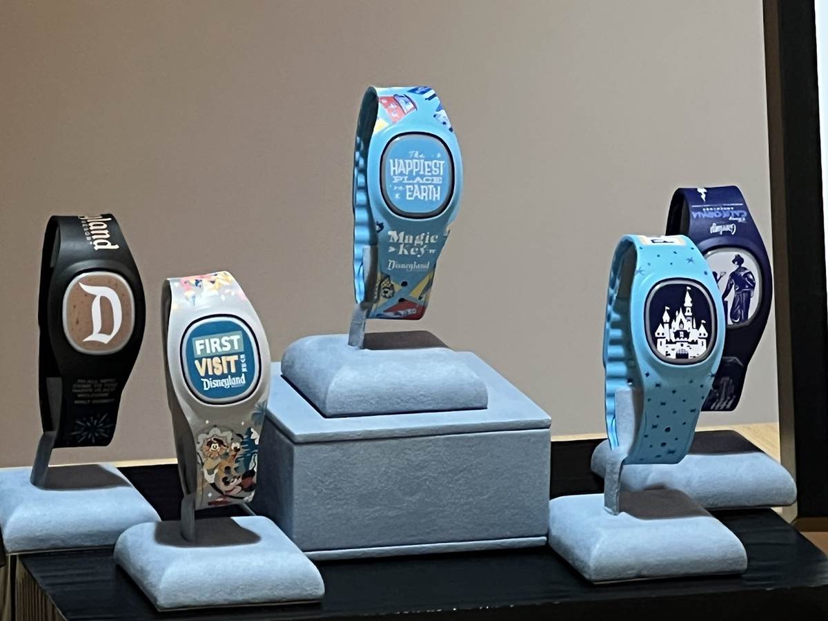 First Look at MagicBand+ In Action at the Disneyland Resort Including