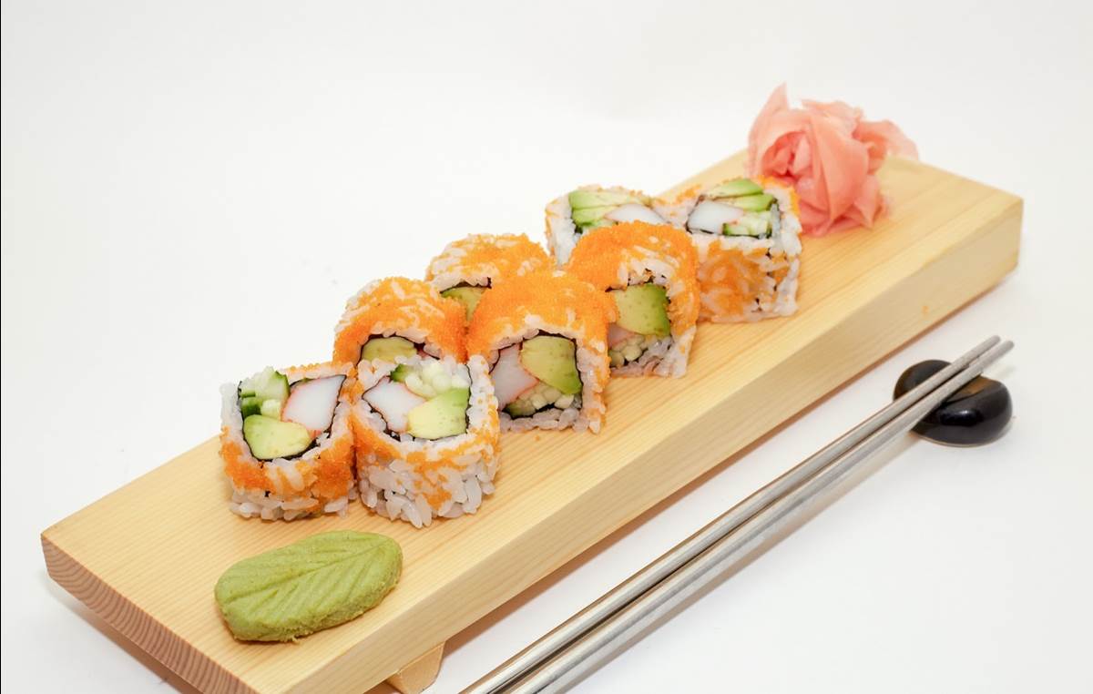 Kimonos Sushi Roll