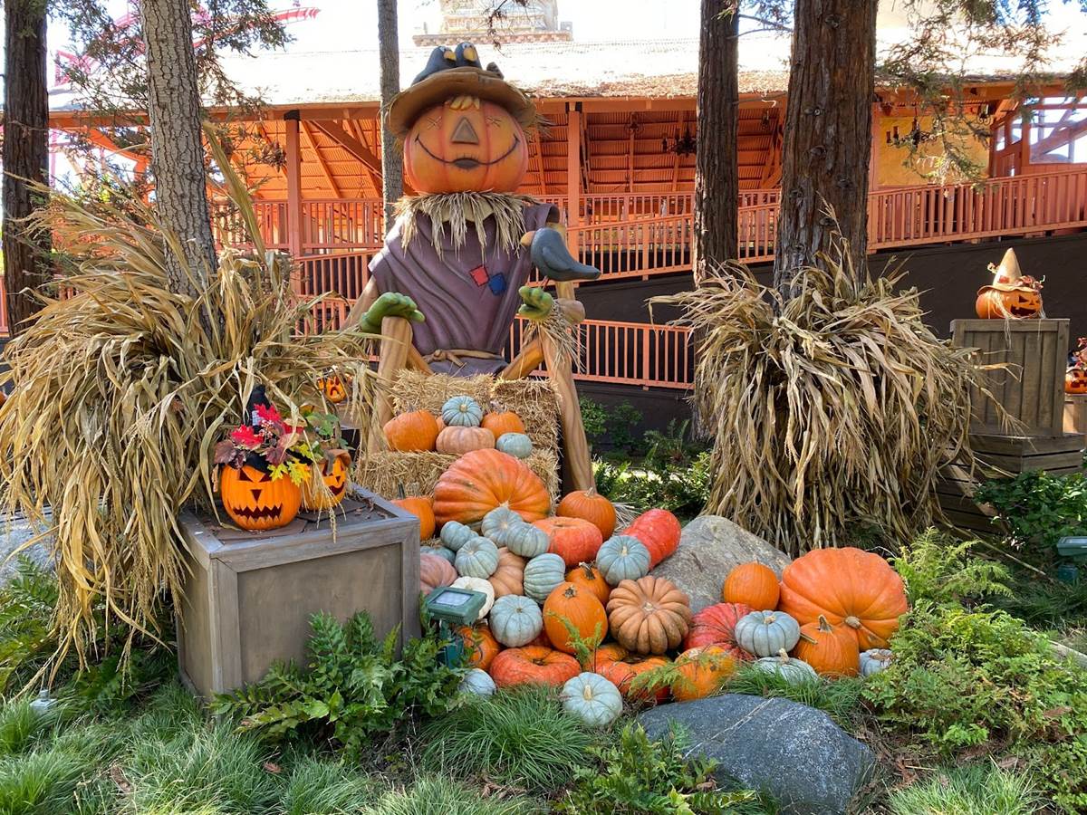 Photos / Video: Knott's Spooky Farm Returns with More Family-Friendly ...