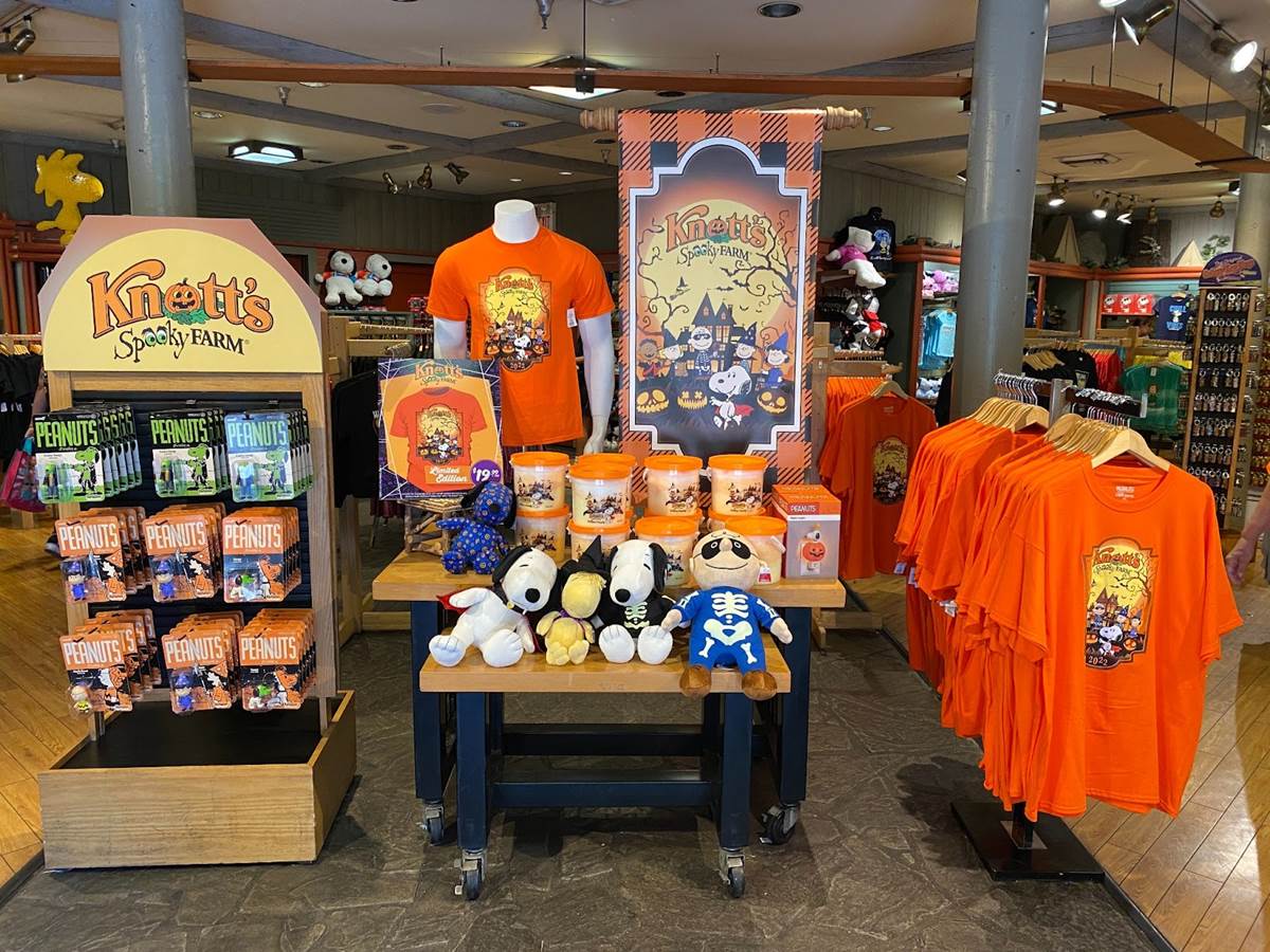 Photos / Video Knott's Spooky Farm Returns with More FamilyFriendly