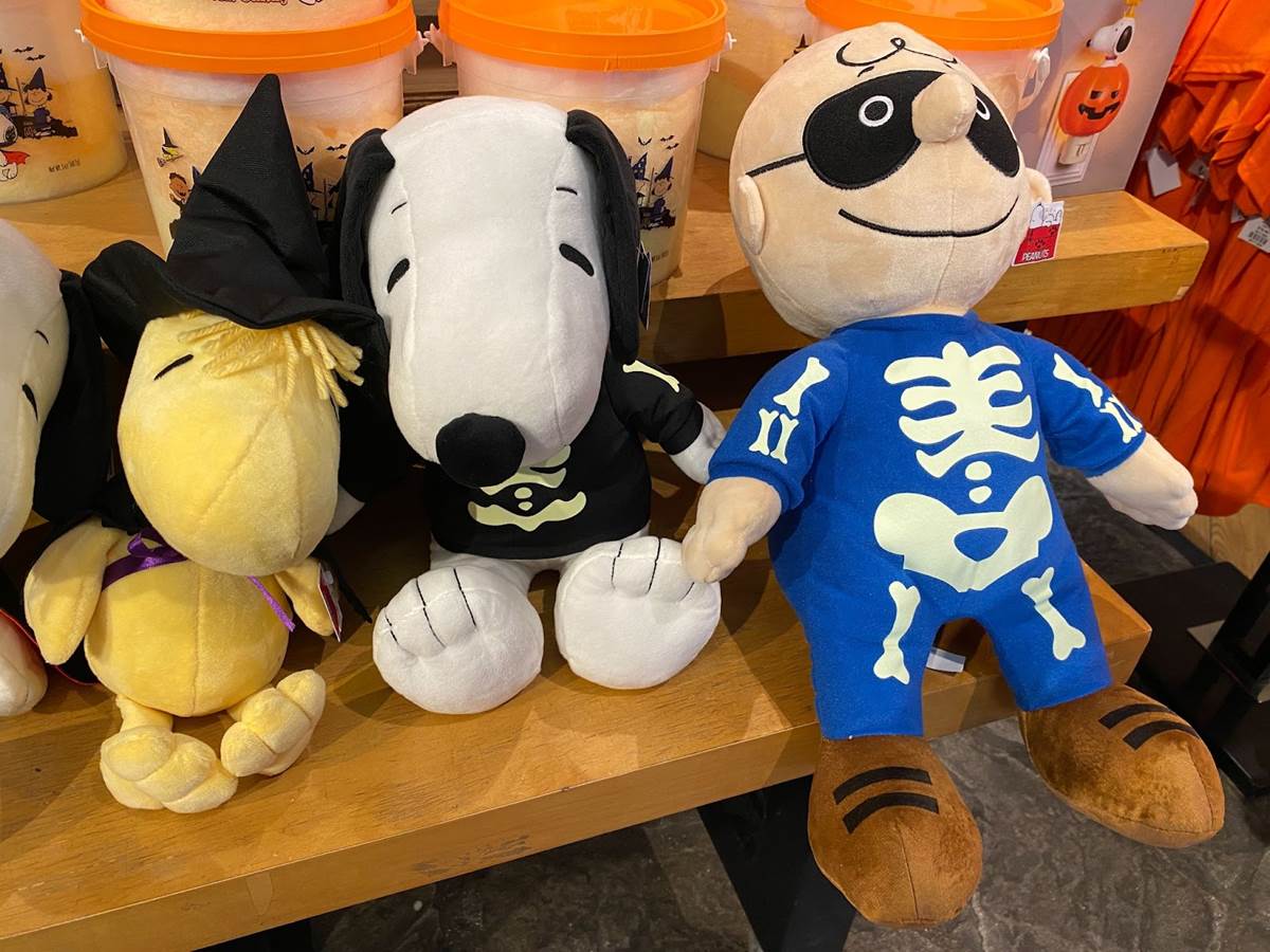 Photos / Video Knott's Spooky Farm Returns with More FamilyFriendly(00)