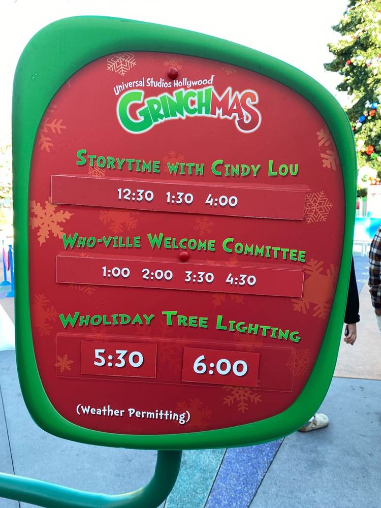 Video / Photos Grinchmas 2022 Brings The Grinch, Whos, and Shows to