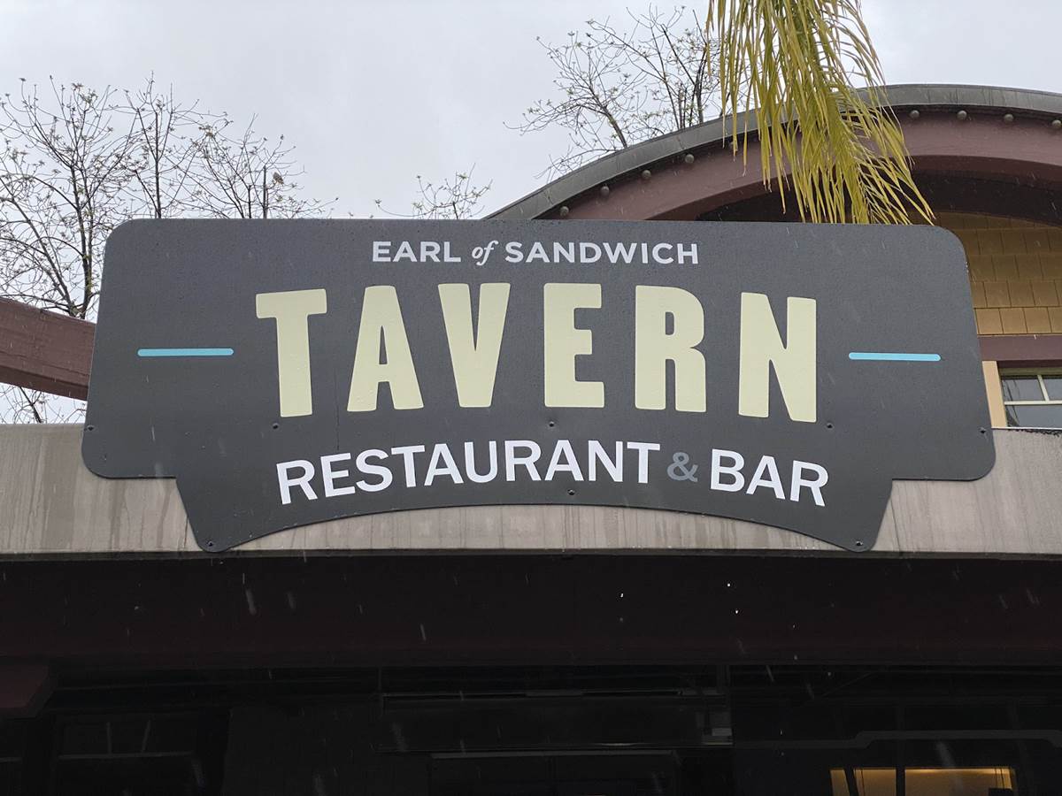 Photos Signage Installed for Earl of Sandwich Tavern Restaurant & Bar