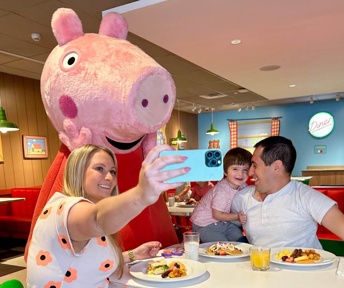 Enjoy Breakfast with Peppa Pig This Summer at Peppa Pig Theme Park