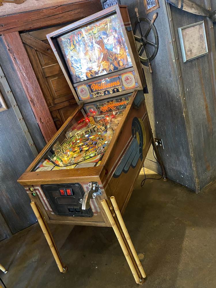 Photos FanFavorite "Indiana Jones" Themed Pinball Machine Returns to