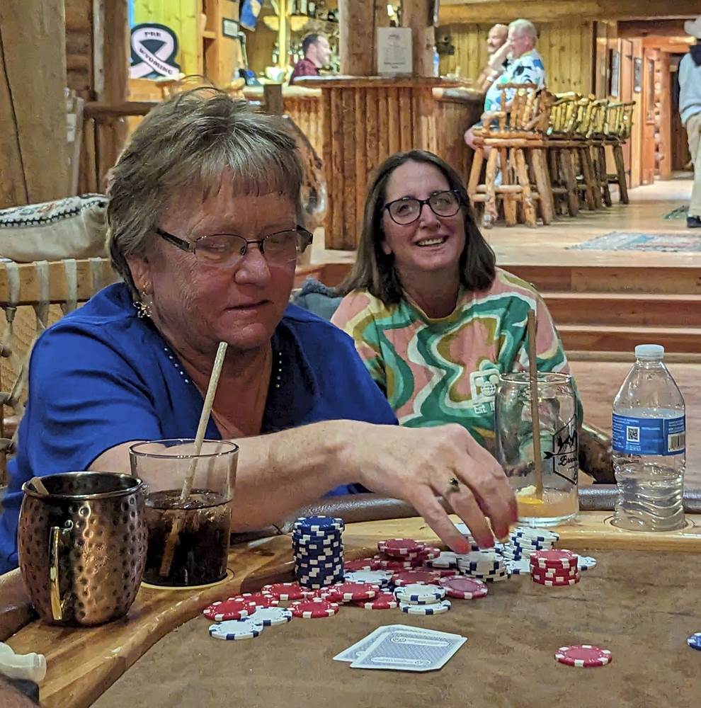 Linda Won the Night in Poker!