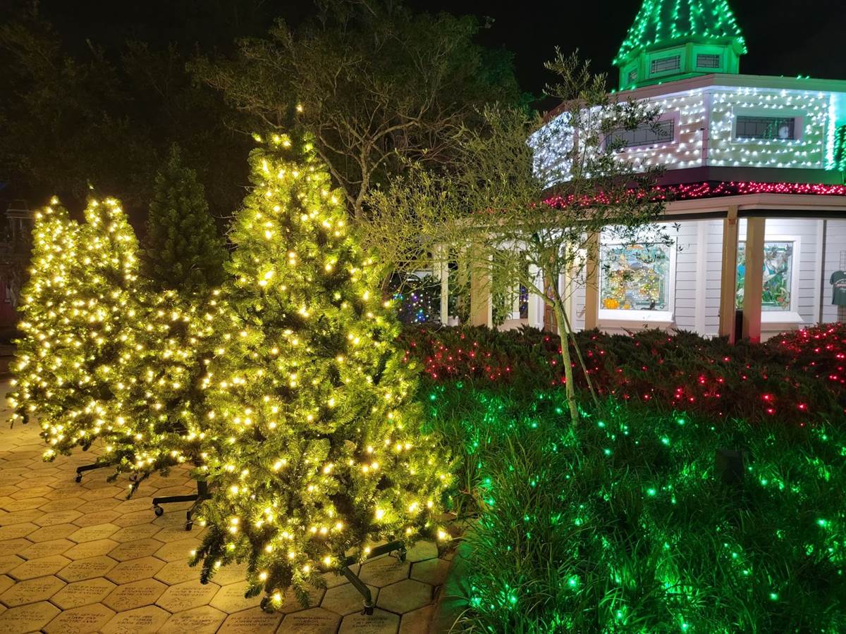 A Look at Give Kids the World Village's Holiday VIP Tour Offering