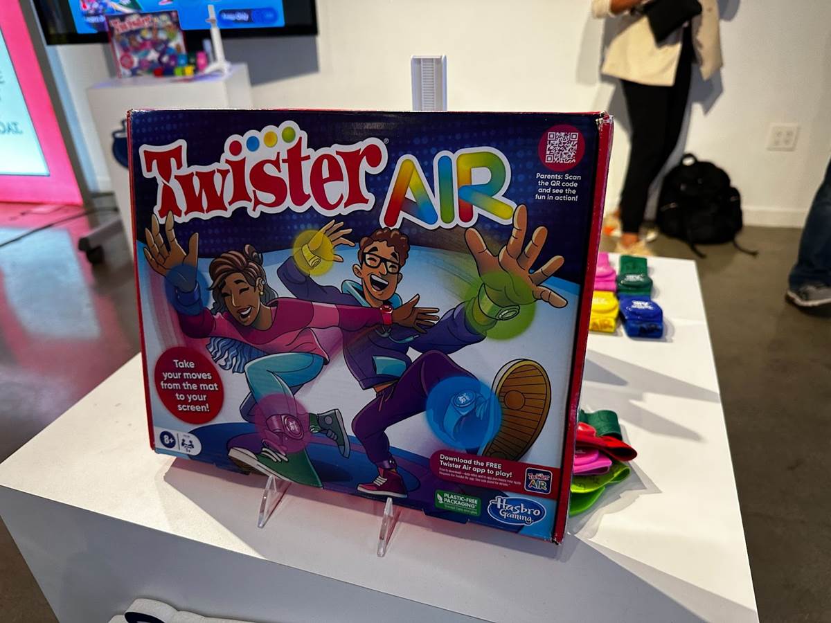 Twister Air Brings A Classic Board Game Into the Future - Hasbro at NY TOY  FAIR 2023 