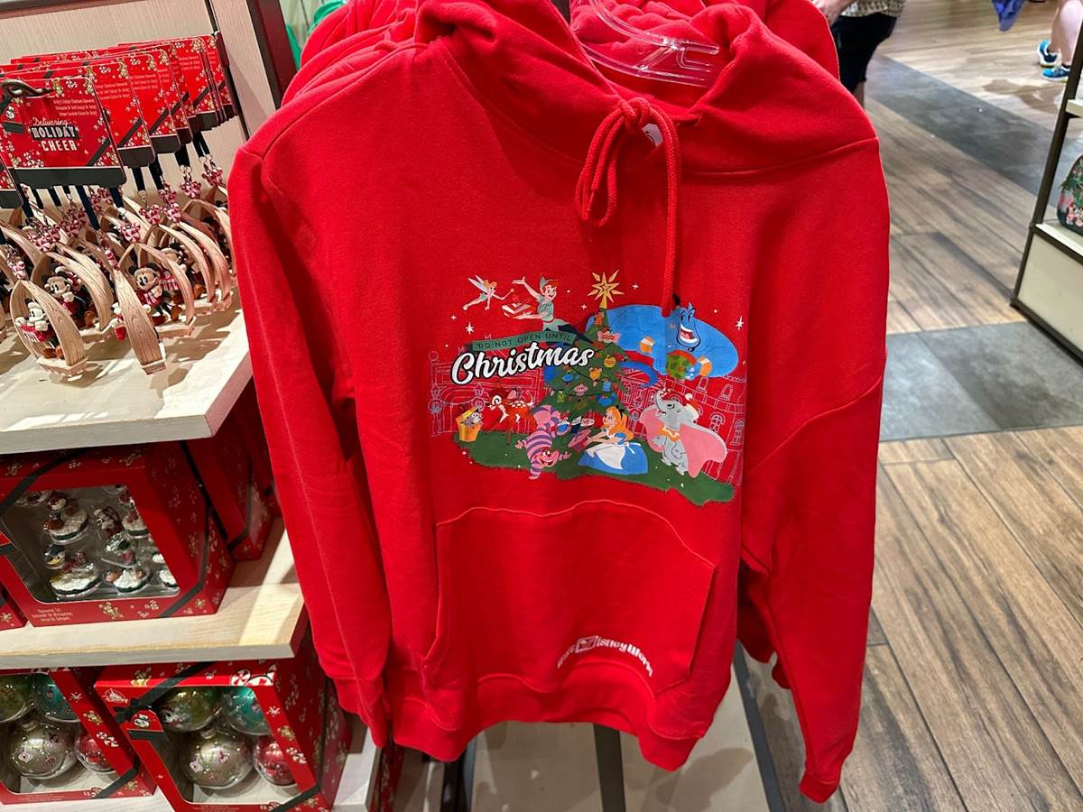 Photos Holiday Merchandise Now Available in World of Disney at Disney