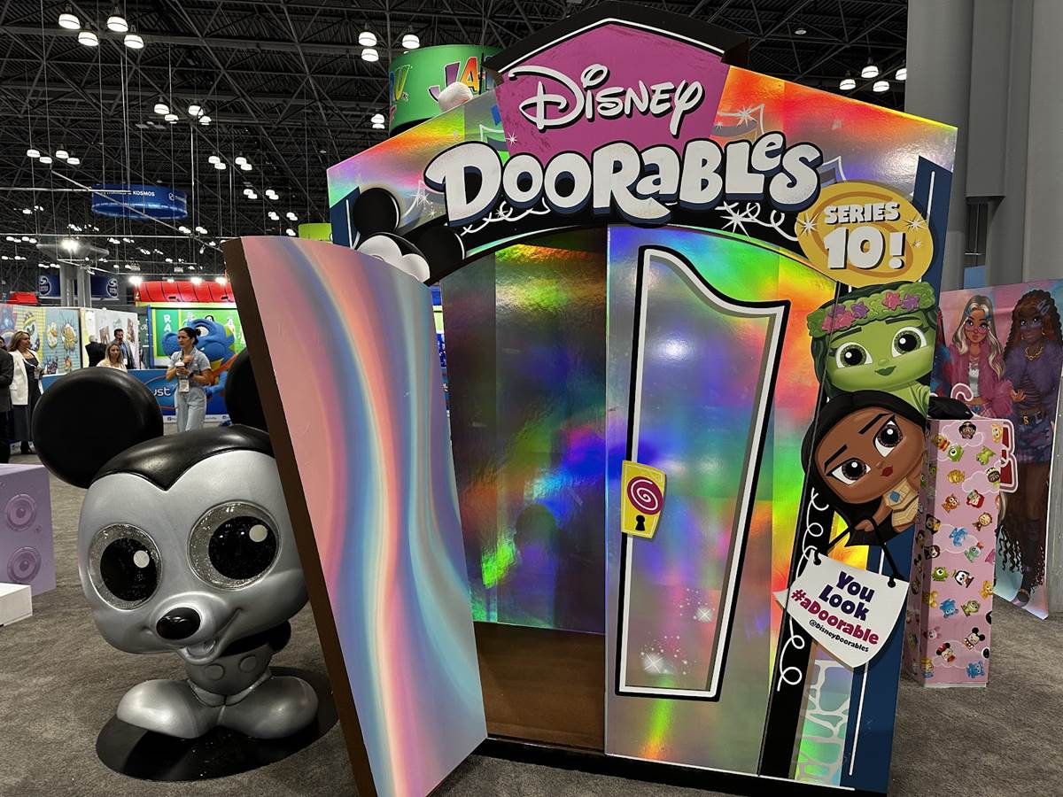 Toy Fair 2023: Disney Doorables in Technicolor from Just Play