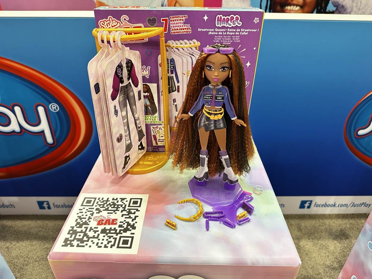 Toy Fair 2023: Disney Doorables in Technicolor from Just Play ...