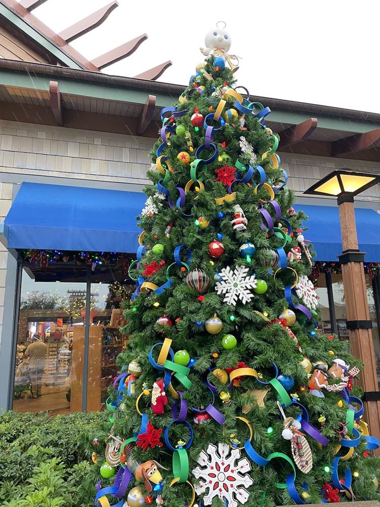 Photos: 2023 Disney Springs Christmas Tree Stroll - LaughingPlace.com