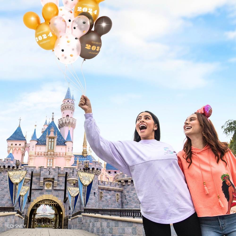 Magic Key Exclusive Popcorn Bucket, Magic Shot and Missed