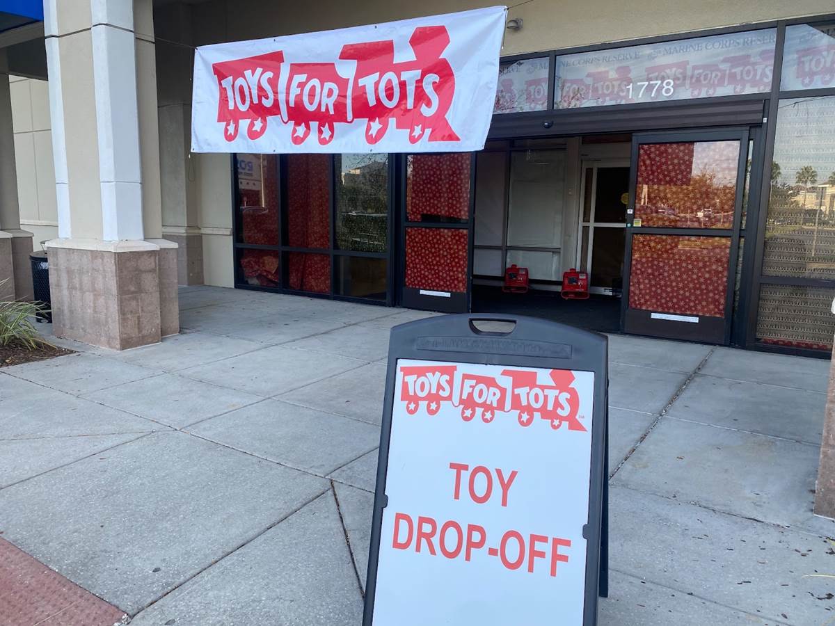 Talking with Disney Cast Member VoluntEARS at the Orlando Toys for Tots