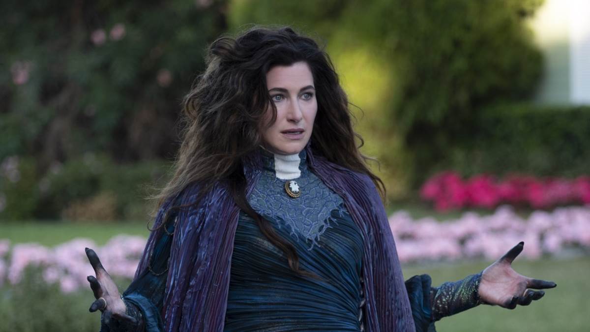 Kathryn Hahn Announces "Agatha: Darkhold Diaries" Has Almost Completed Filming - Vimarsana News