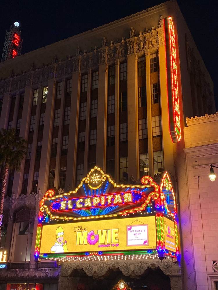 Video / Photos "The Simpsons Movie" Fan Event at El Capitan Theatre