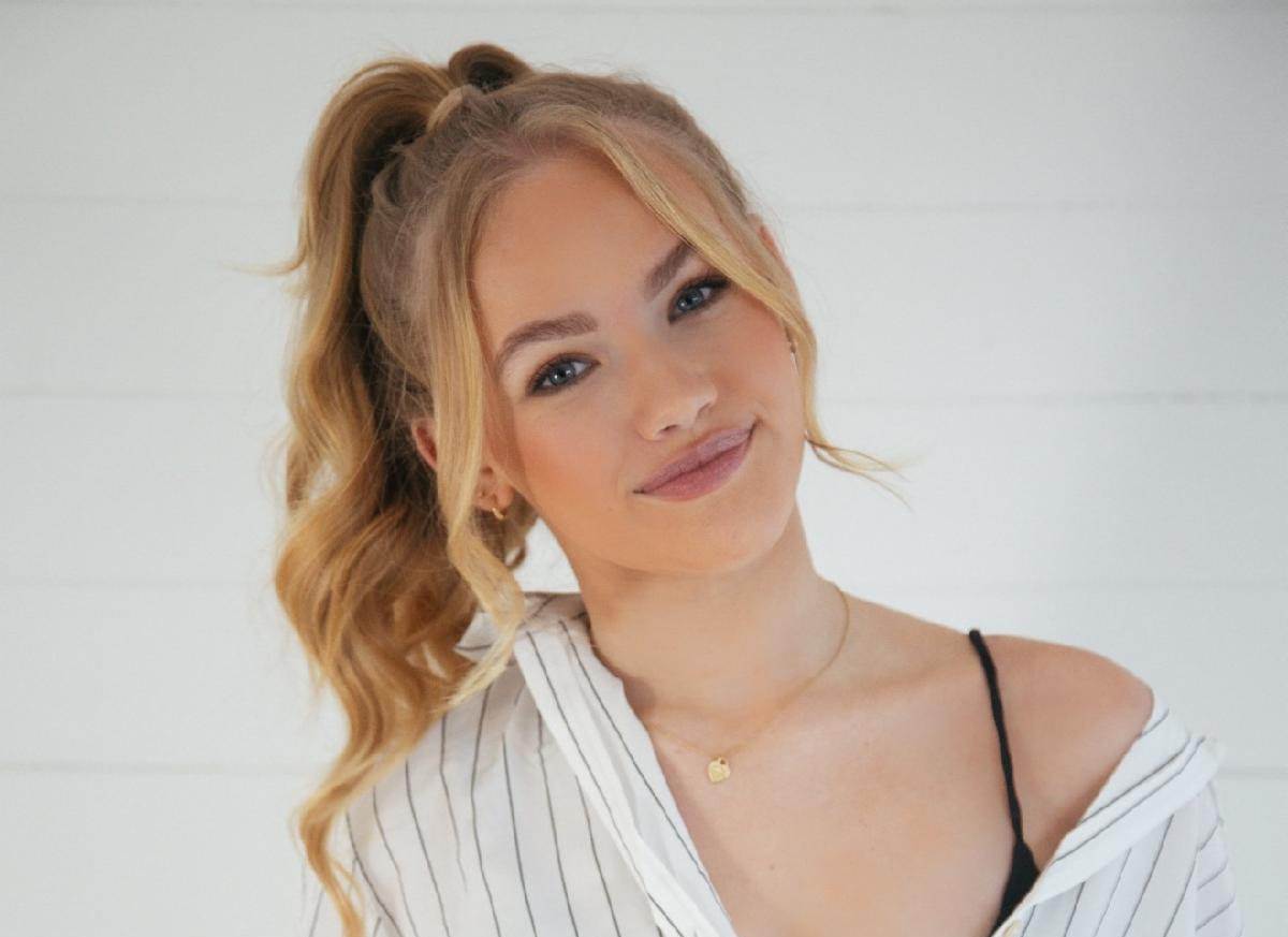 English Singer and Actress Freya Skye Signs Simultaneous Record and TV ...