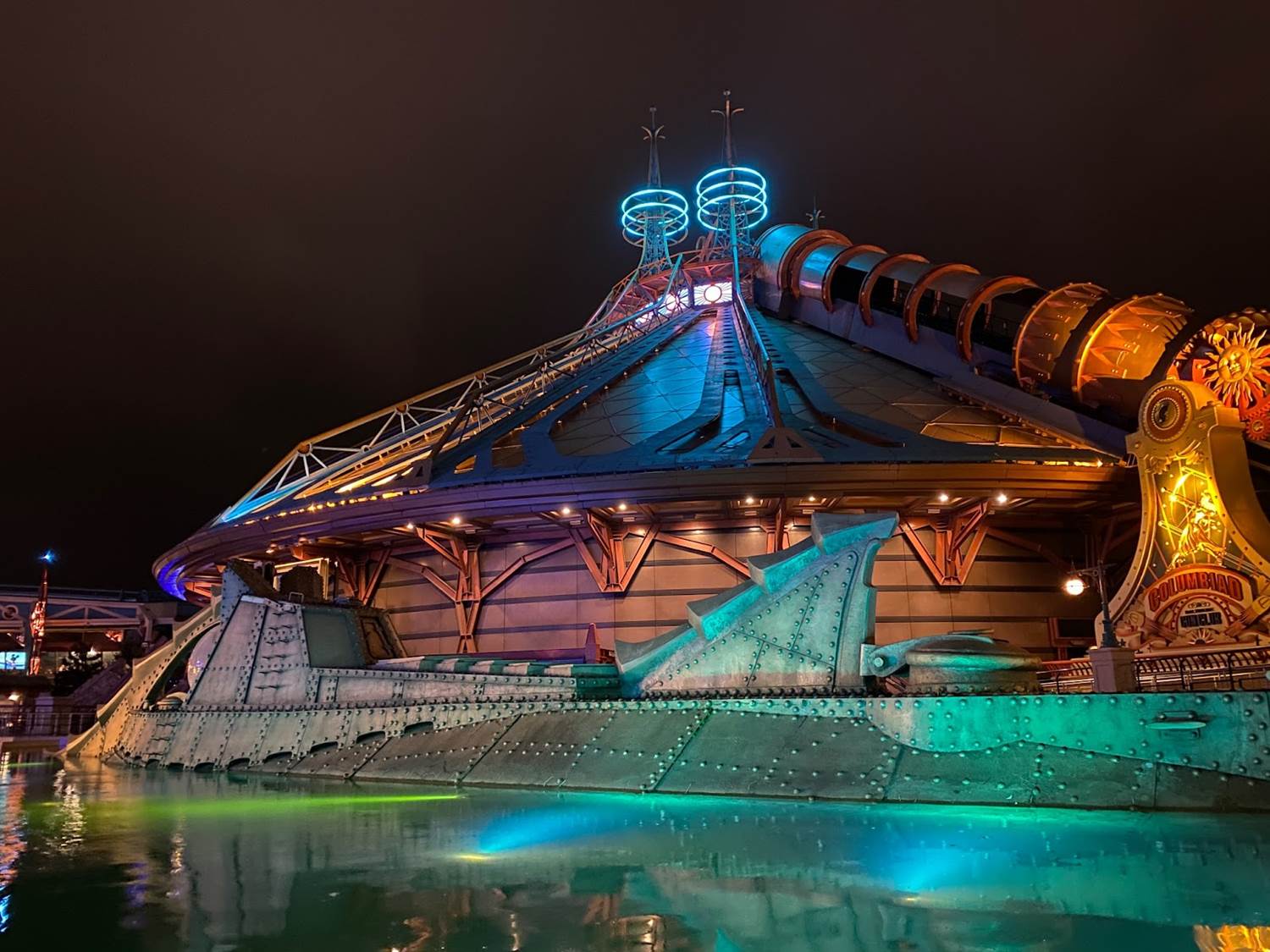 Video Tour the Reimagined Les Mystères du Nautilus at Disneyland Paris