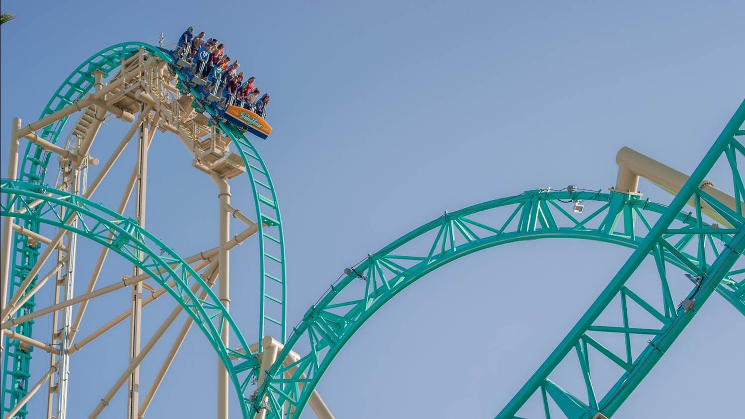 GrabandGo Cashless Store Opening at Knott’s Berry Farm This May