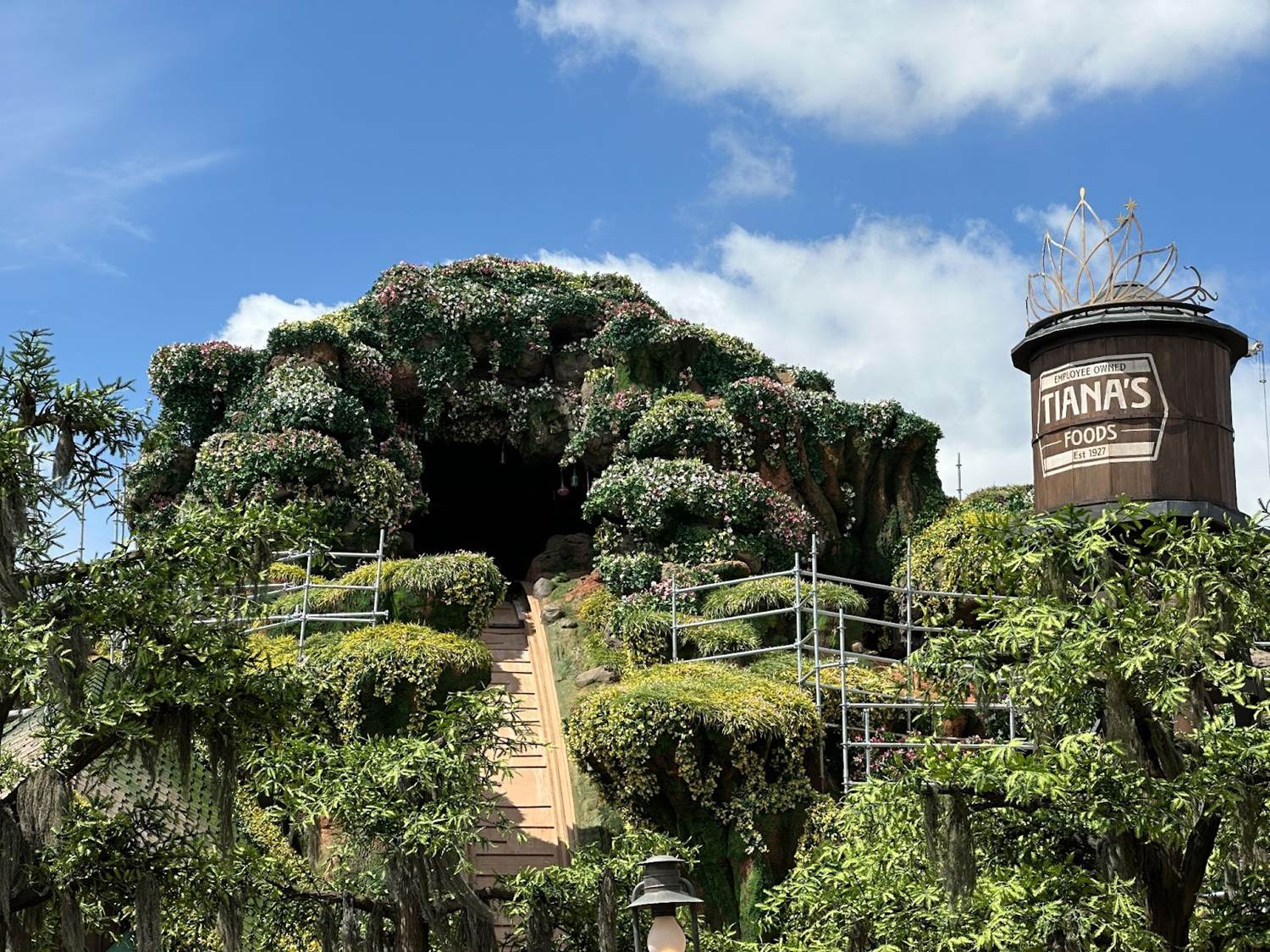 Photos: Work Continues on Tiana's Bayou Adventure as We Near the Attraction's Opening This Summer - - Vimarsana News