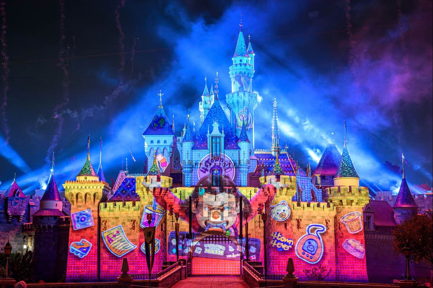 photos-video-together-forever-a-pixar-nighttime-spectacular-is