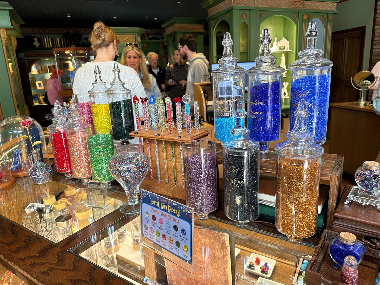 Photos: Arribas Brothers Offering Personalized Crystal-Filled Products ...